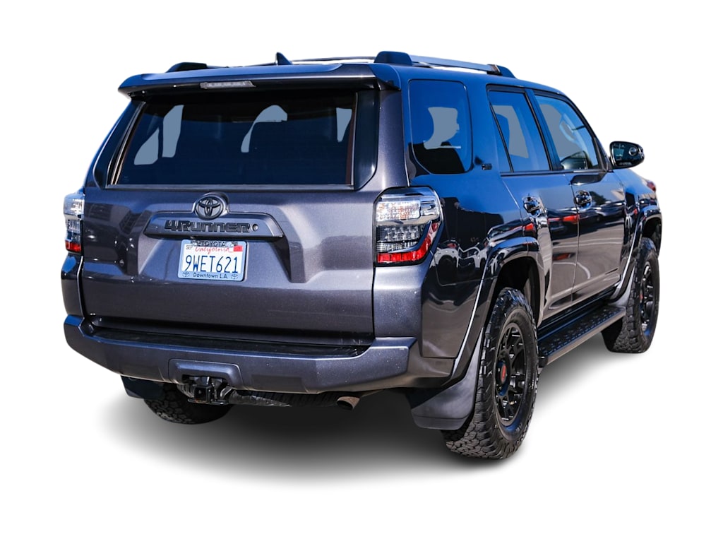 Thumbnail: 2019 Toyota 4Runner - 18