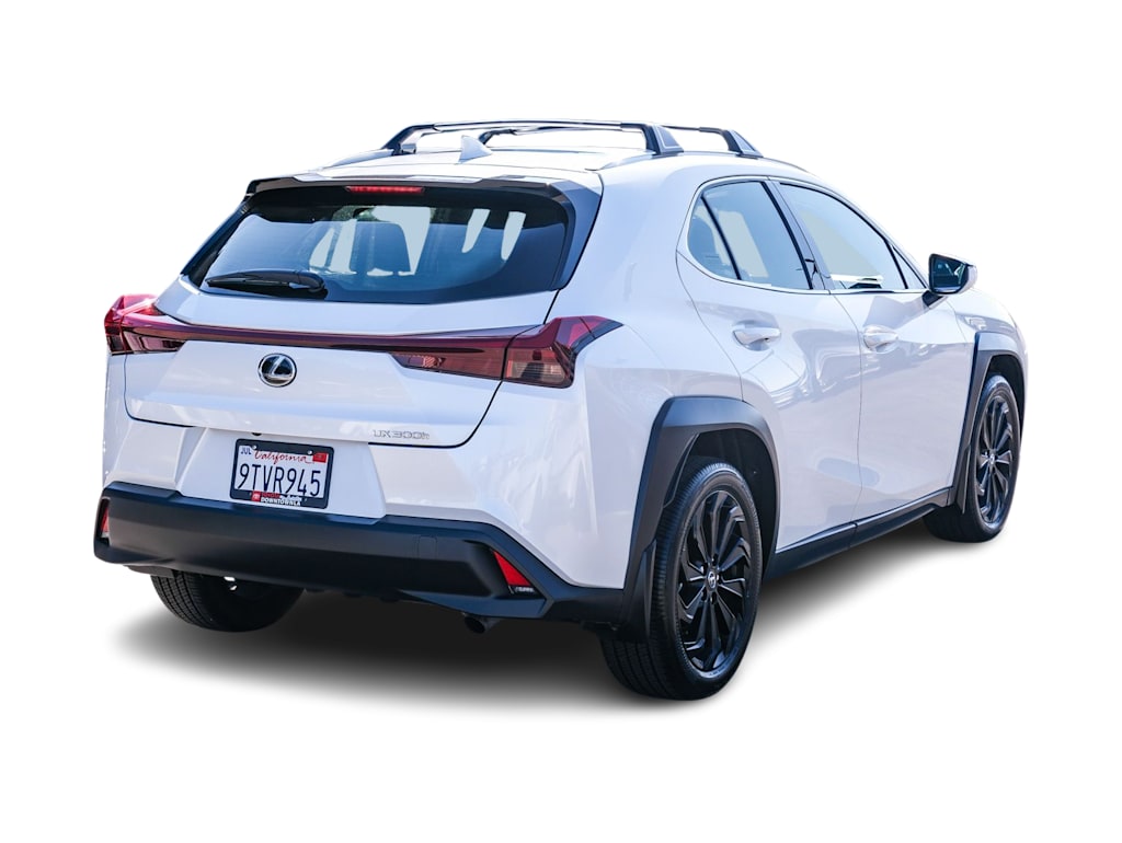 Thumbnail: 2025 Lexus UX - 17