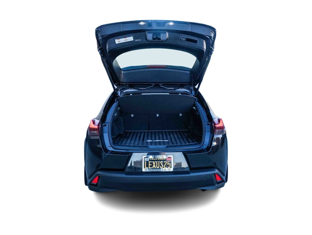 Thumbnail: 2025 Lexus UX - 15