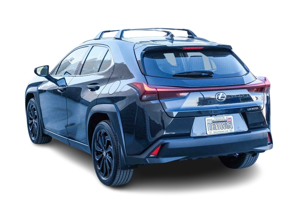 Thumbnail: 2025 Lexus UX - 3