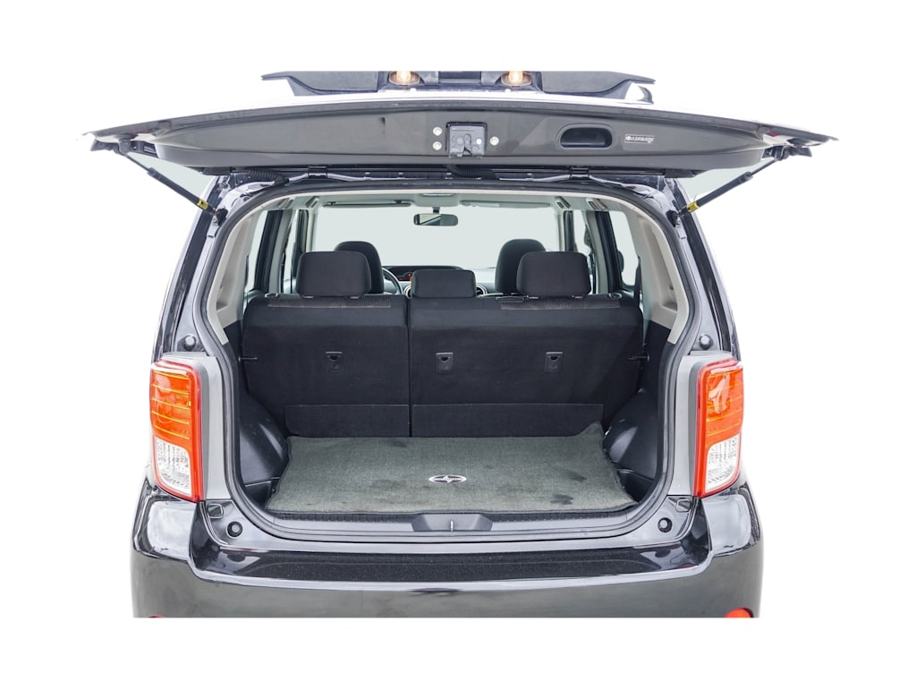 2013 Scion xB Base 15