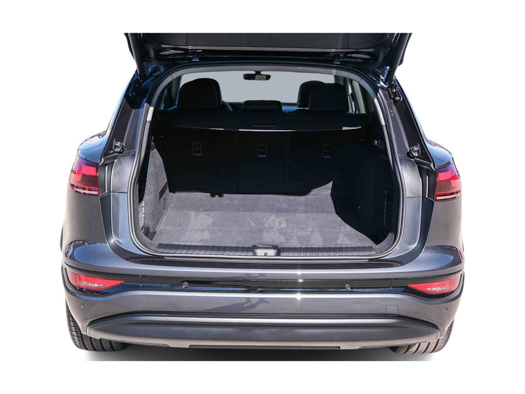 Thumbnail: 2025 Audi Q6 e-tron - 15