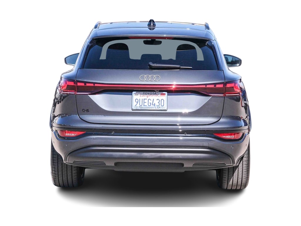 Thumbnail: 2025 Audi Q6 e-tron - 4