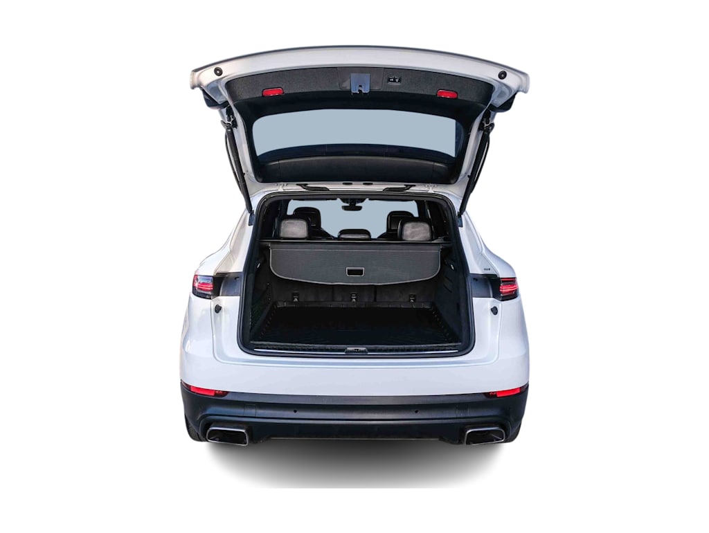 Thumbnail: 2022 Porsche Cayenne - 16