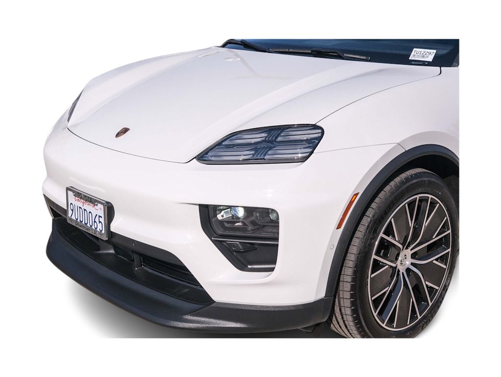 Thumbnail: 2024 Porsche Macan - 21