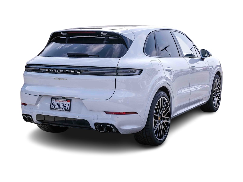 Thumbnail: 2024 Porsche Cayenne - 16