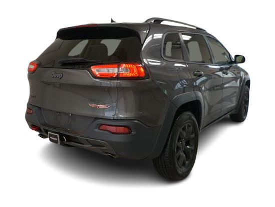 Thumbnail: 2016 Jeep Cherokee - 18