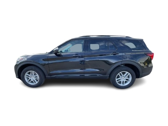 Thumbnail: 2026 Ford Explorer - 3