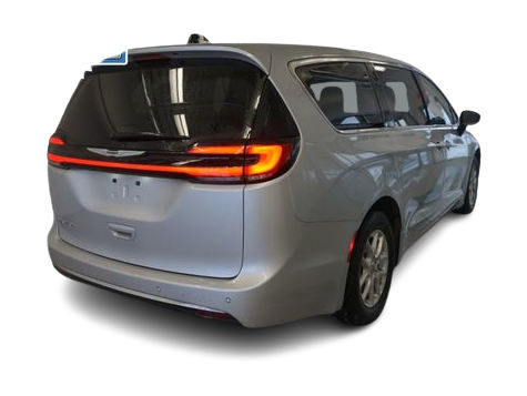 Thumbnail: 2024 Chrysler Pacifica - 24