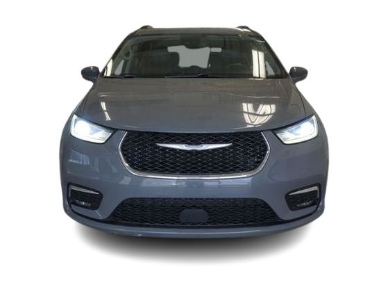 Thumbnail: 2022 Chrysler Pacifica - 5