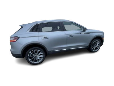 Thumbnail: 2023 Lincoln Nautilus - 22