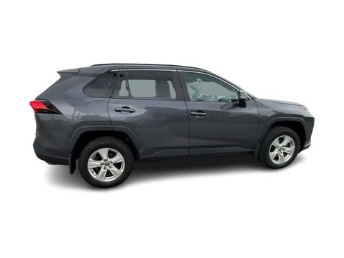 Thumbnail: 2020 Toyota RAV4 - 16
