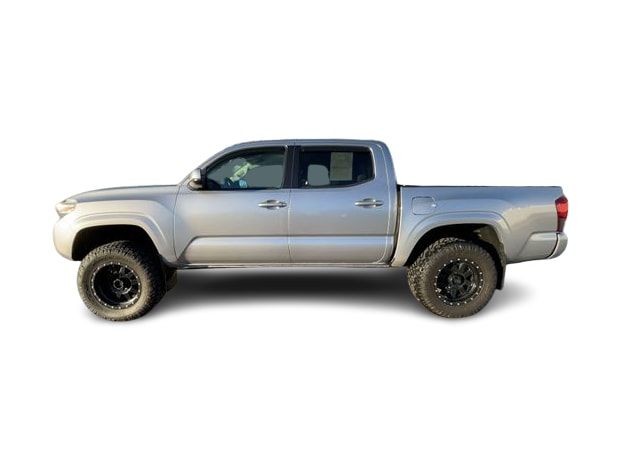 Thumbnail: 2021 Toyota Tacoma - 13