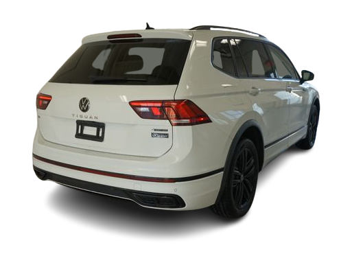 Thumbnail: 2022 Volkswagen Tiguan - 17
