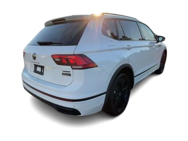 Thumbnail: 2022 Volkswagen Tiguan - 13