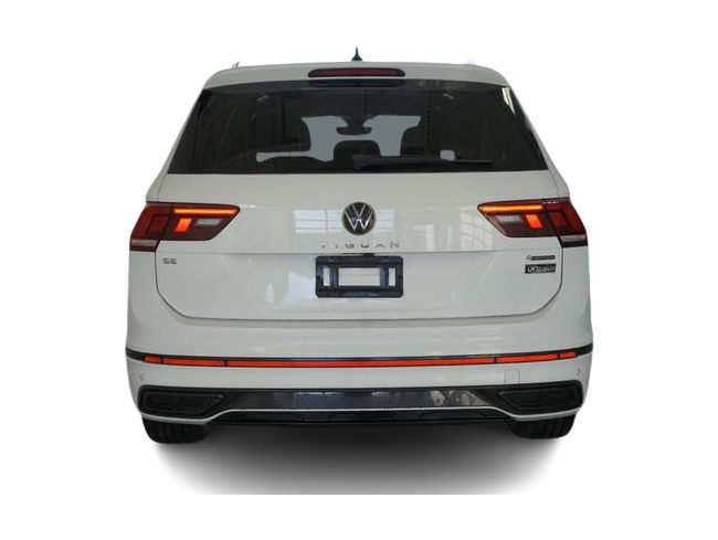 Thumbnail: 2022 Volkswagen Tiguan - 16