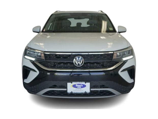 Thumbnail: 2022 Volkswagen Taos - 20