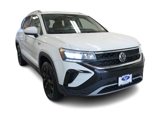 Thumbnail: 2022 Volkswagen Taos - 25