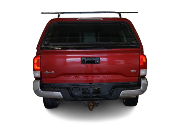 Thumbnail: 2017 Toyota Tacoma - 4