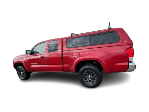 Thumbnail: 2017 Toyota Tacoma - 15