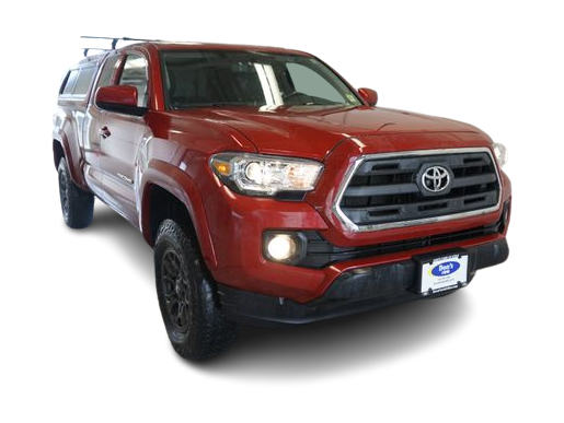 Thumbnail: 2017 Toyota Tacoma - 20