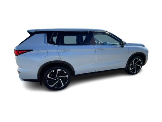 Thumbnail: 2022 Mitsubishi Outlander - 22