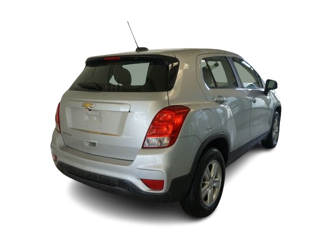 Thumbnail: 2018 Chevrolet Trax - 18