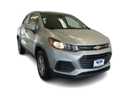 Thumbnail: 2018 Chevrolet Trax - 19