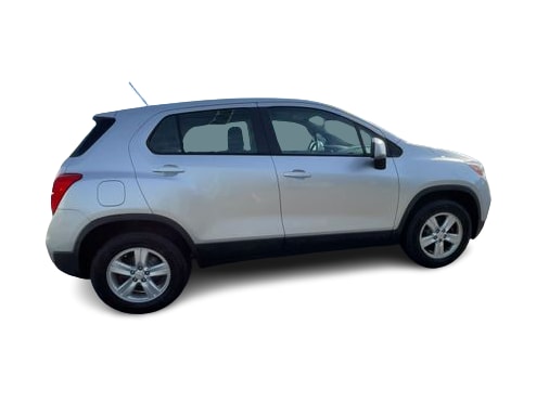 Thumbnail: 2018 Chevrolet Trax - 15