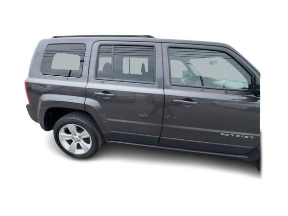 Thumbnail: 2015 Jeep Patriot - 20
