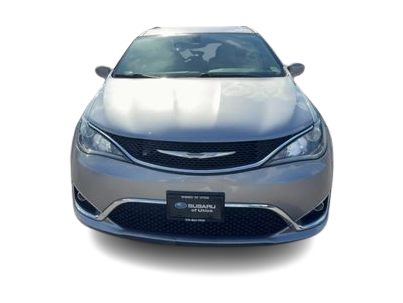 Thumbnail: 2018 Chrysler Pacifica - 6