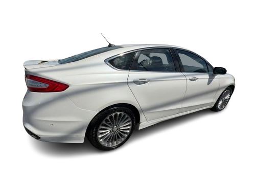 Thumbnail: 2013 Ford Fusion - 18