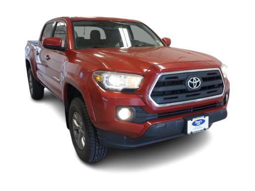 Thumbnail: 2016 Toyota Tacoma - 24