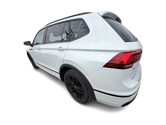 Thumbnail: 2022 Volkswagen Tiguan - 4
