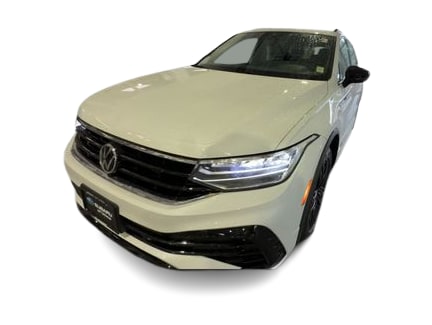 Thumbnail: 2022 Volkswagen Tiguan - 21