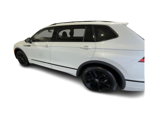 Thumbnail: 2022 Volkswagen Tiguan - 22