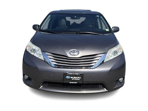 Thumbnail: 2017 Toyota Sienna - 21