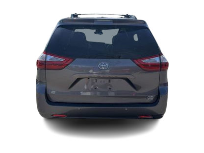Thumbnail: 2017 Toyota Sienna - 20