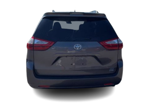 Thumbnail: 2019 Toyota Sienna - 5