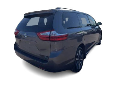 Thumbnail: 2019 Toyota Sienna - 18