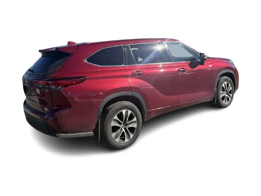 Thumbnail: 2022 Toyota Highlander - 17