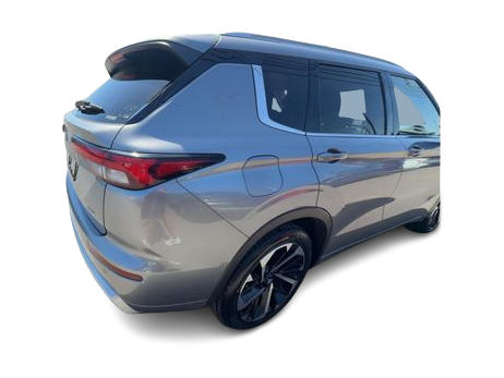 Thumbnail: 2022 Mitsubishi Outlander - 18