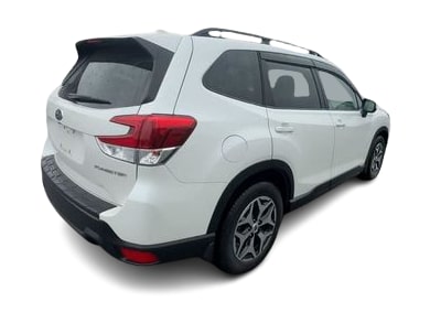 Thumbnail: 2022 Subaru Forester - 9