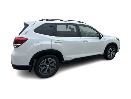 Thumbnail: 2022 Subaru Forester - 16