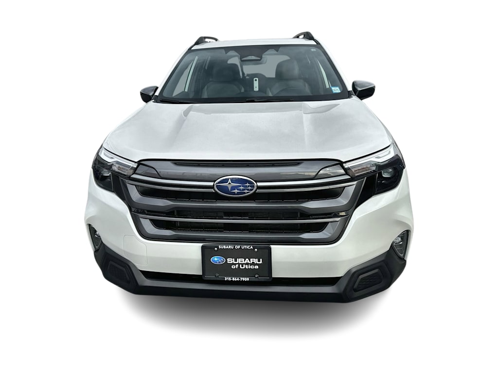 2025 Subaru Forester Premium 26