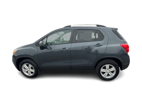 Thumbnail: 2022 Chevrolet Trax - 3