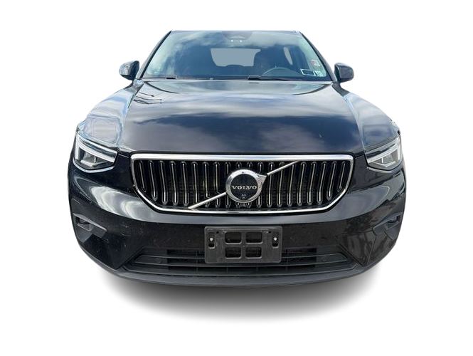 Thumbnail: 2025 Volvo XC40 - 6