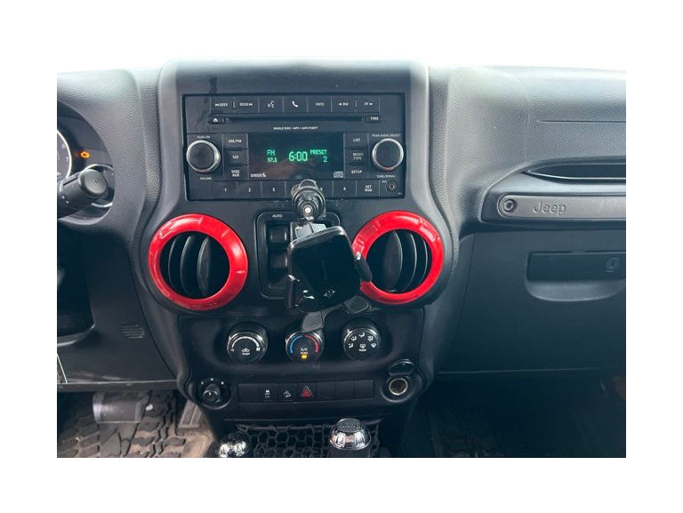 Thumbnail: 2014 Jeep Wrangler - 21
