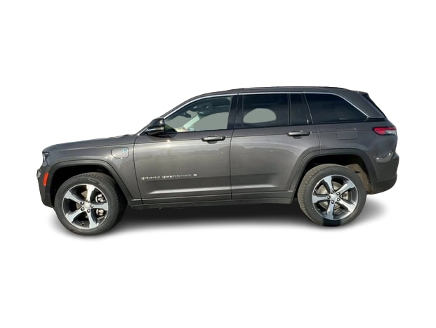 Thumbnail: 2023 Jeep Grand Cherokee - 3