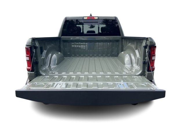 Thumbnail: 2026 RAM 1500 - 18